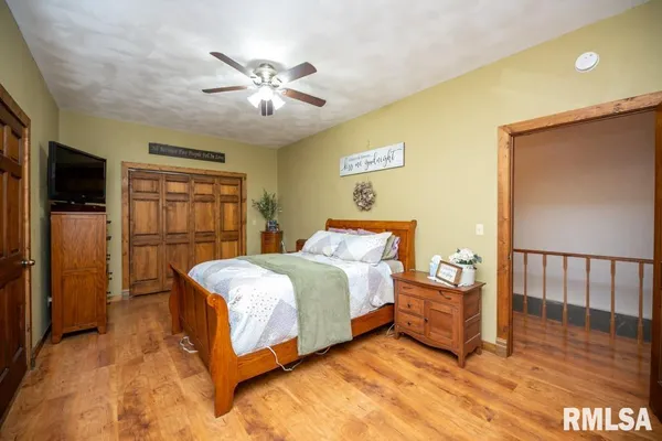 $199,900 | 1426 North Main Street, Lewistown, IL 61542