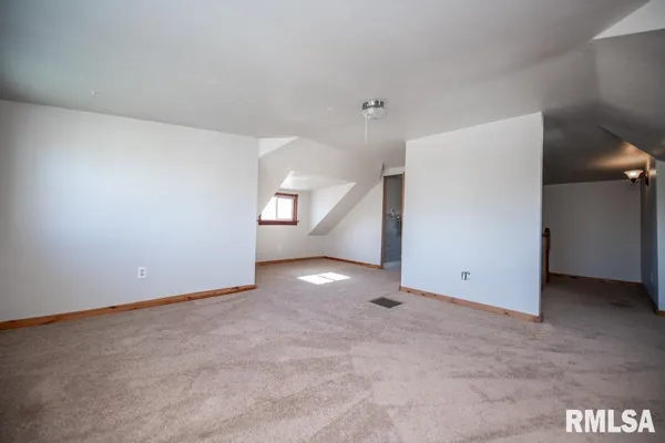 $199,900 | 1426 North Main Street, Lewistown, IL 61542