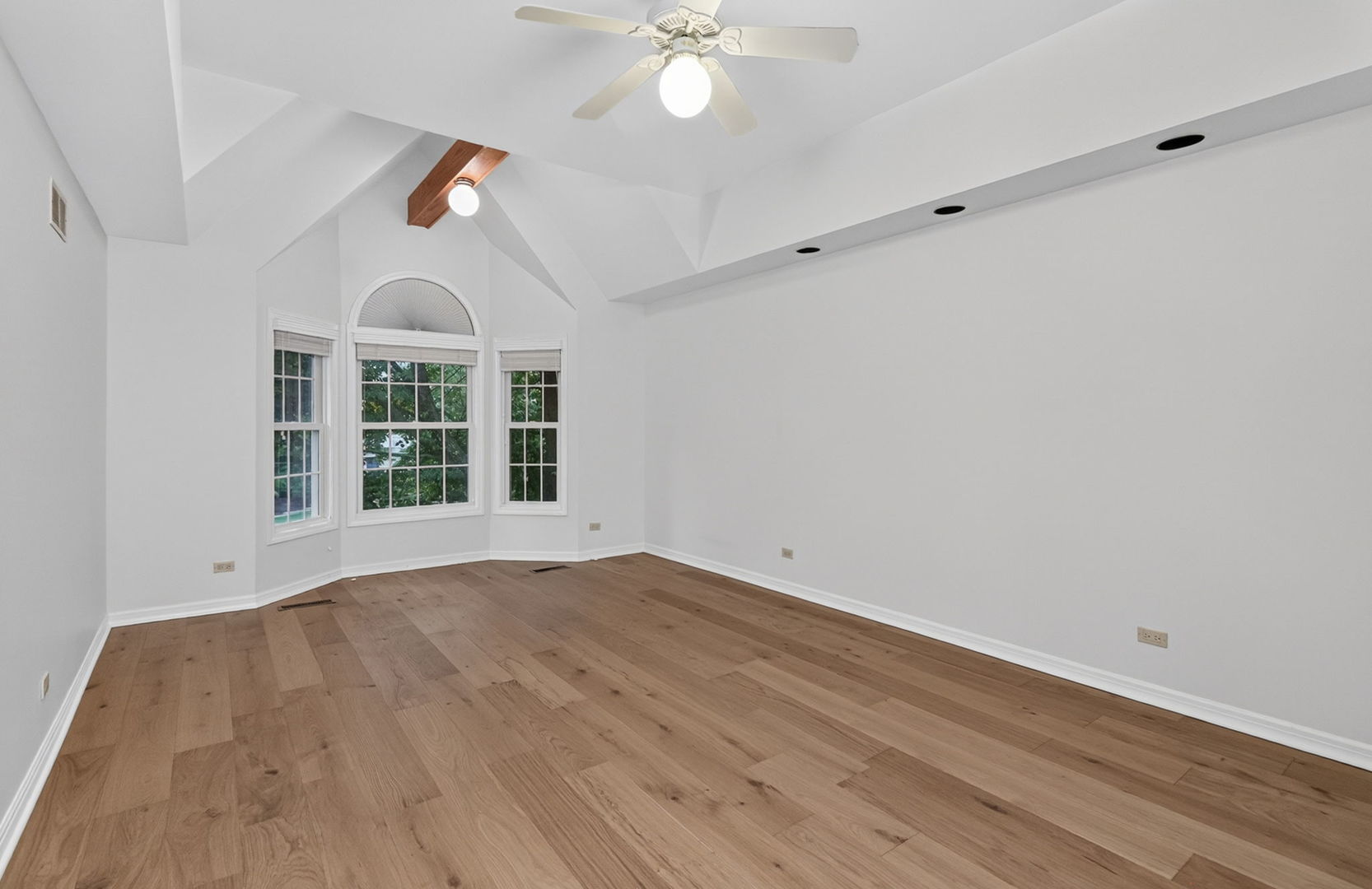 2715 Wendy Road Naperville, IL 60565 - Photo 34 of 50 Gallery Image 34