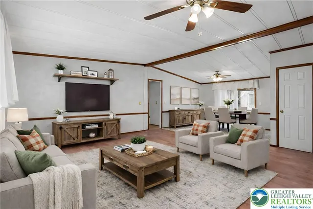 a view of empty room