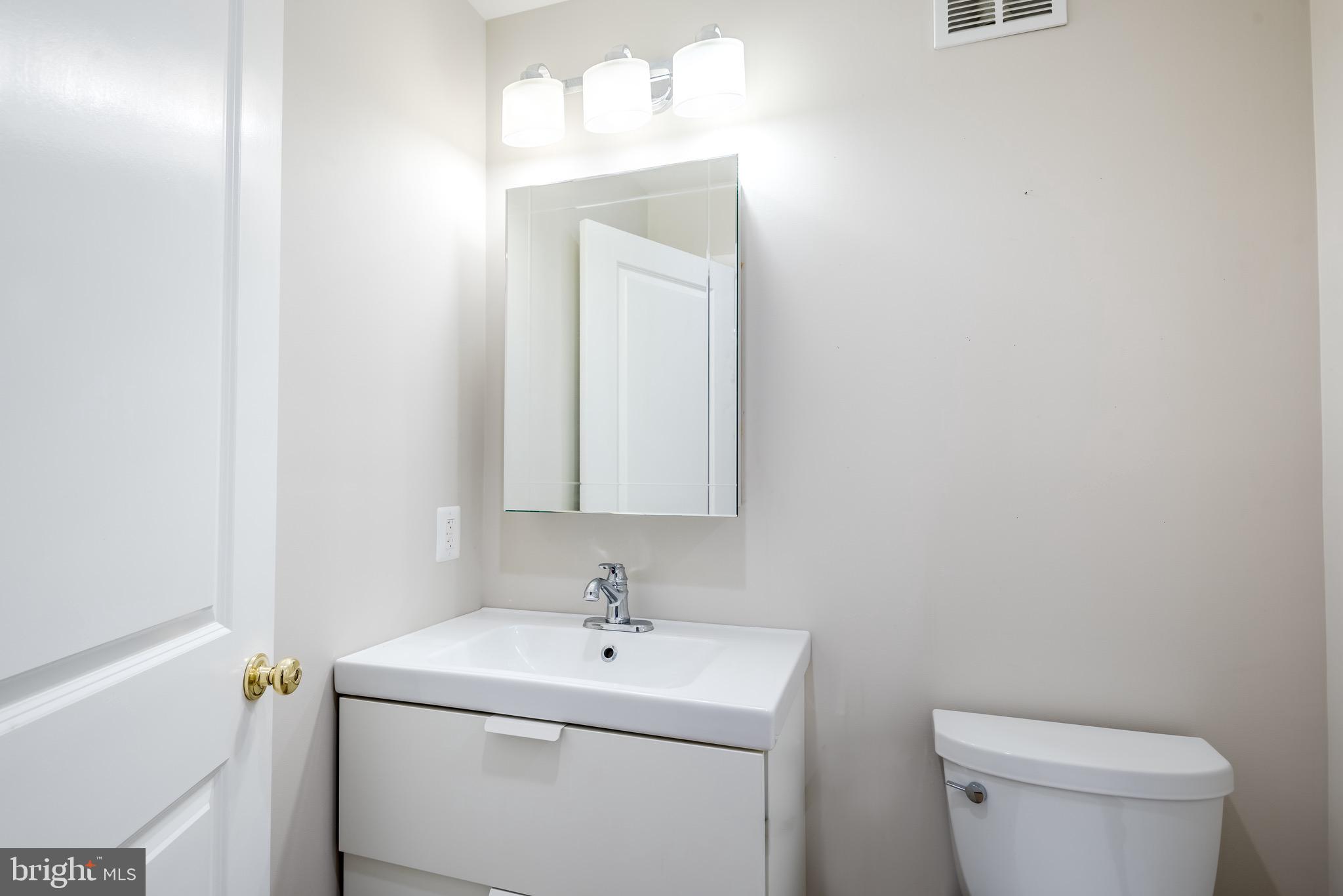 509 7th Street Northeast Washington, DC 20002 - Photo 53 of 54