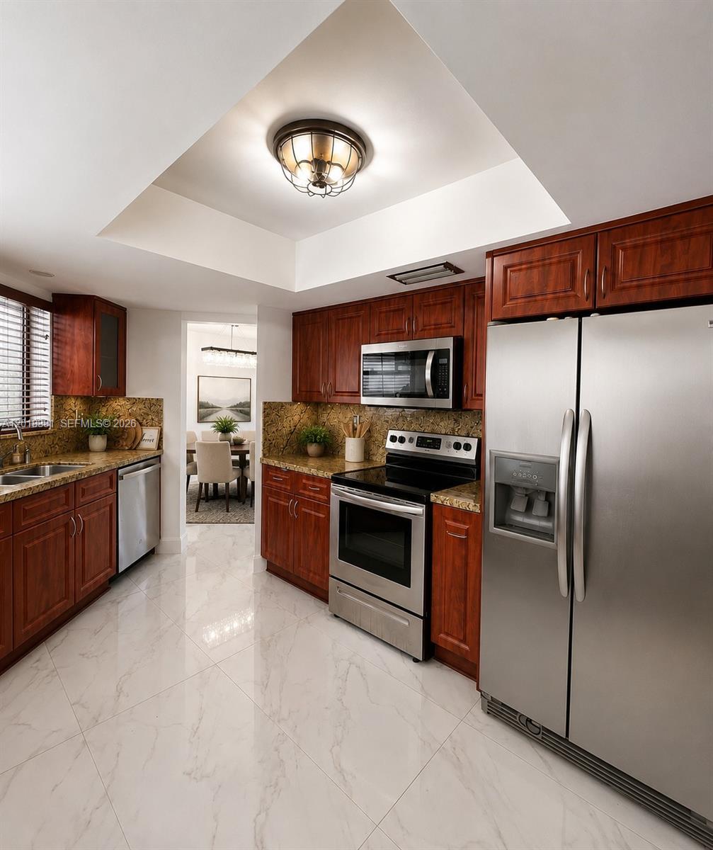 9123 Southwest 112th Court Miami, FL 33176 - Photo 5 of 67