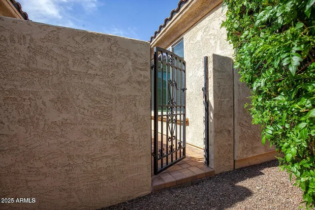 $2,100 | 21883 North 263rd Drive, Buckeye, AZ 85396