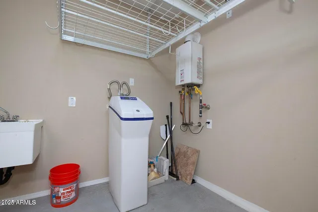 $2,100 | 21883 North 263rd Drive, Buckeye, AZ 85396