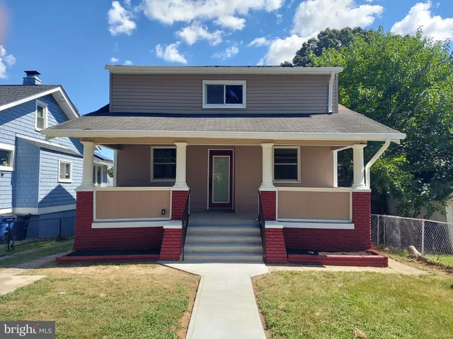 $495,000 | 3803 40th Avenue, Brentwood, MD 20722