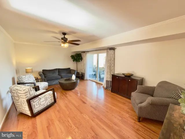 $350,000 | 8012 Lakecrest Drive, Greenbelt, MD 20770