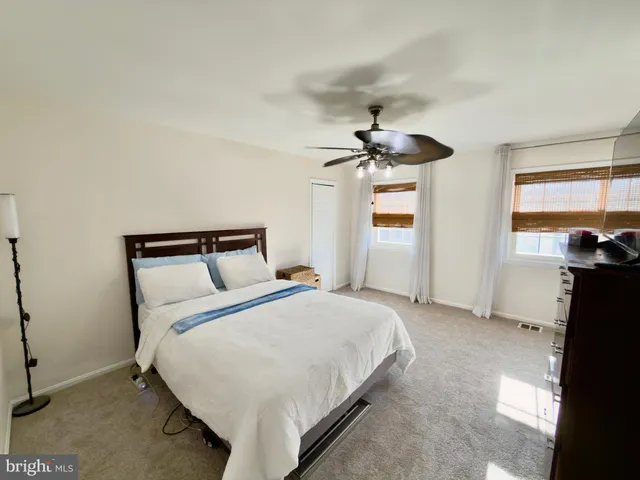 $350,000 | 8012 Lakecrest Drive, Greenbelt, MD 20770