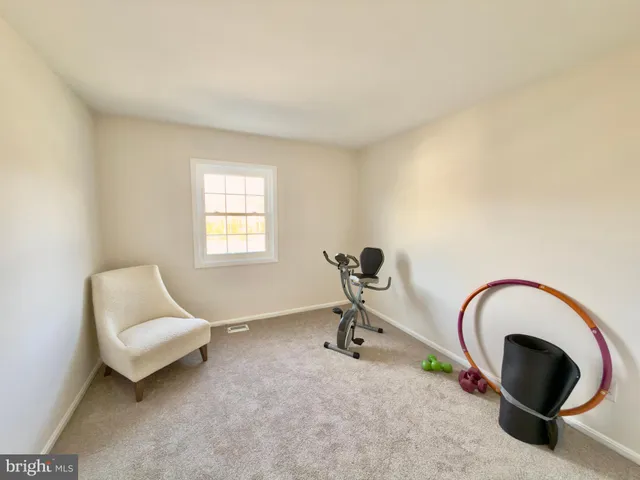 $350,000 | 8012 Lakecrest Drive, Greenbelt, MD 20770