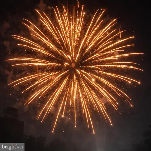 $350,000 | 8012 Lakecrest Drive, Greenbelt, MD 20770