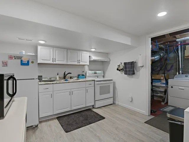 $425,000 | 503 East Montgomery Avenue, Spokane, WA 99207