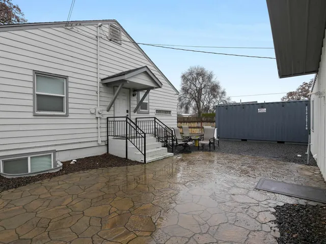 $425,000 | 503 East Montgomery Avenue, Spokane, WA 99207