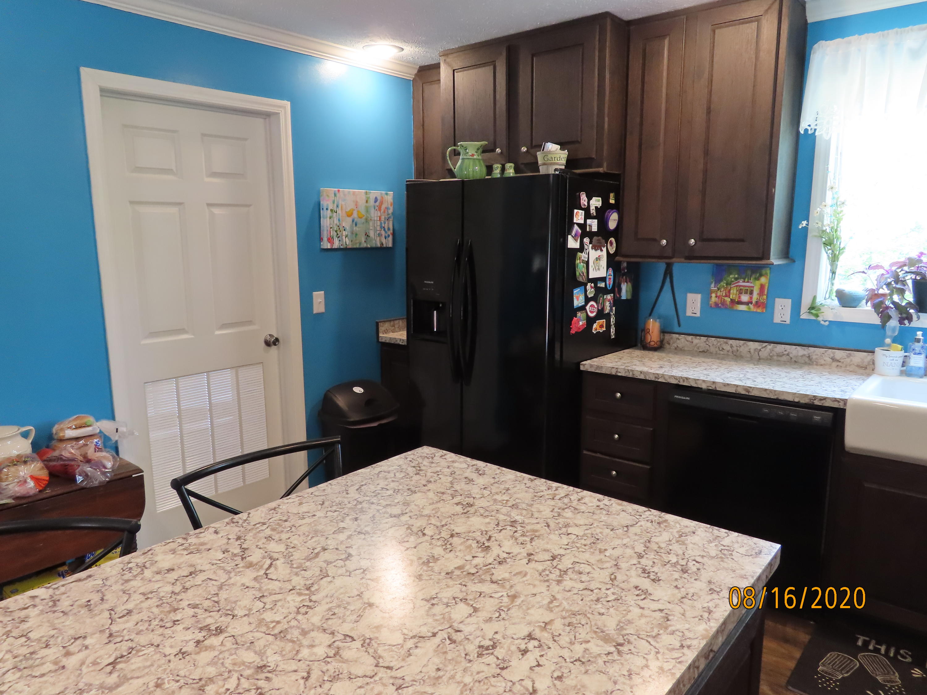 638 Johnson Road Kodak, TN 37764 - Photo 14 of 39 PLENTY OF CABINETS