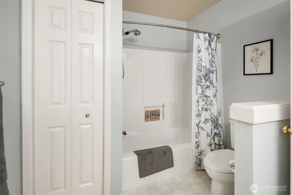 $1,395,000 | 2433 201st Street Southeast, Bothell, WA 98021