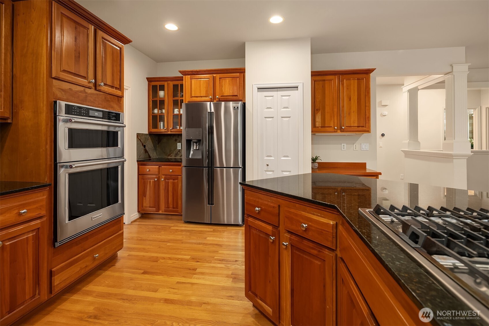 2433 201st Street Southeast Bothell, WA 98021 - Photo 10 of 38