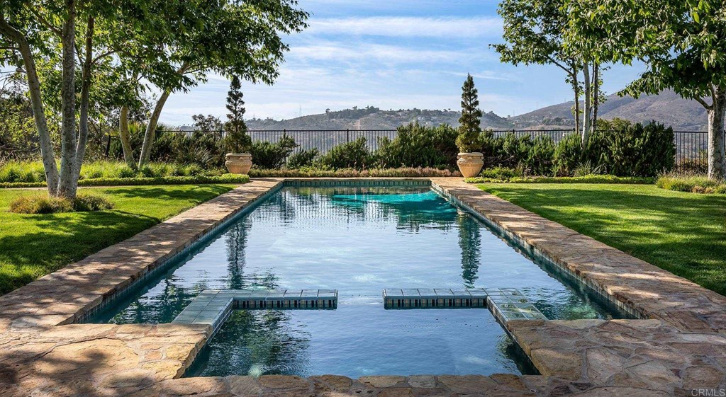 16565 Down Memory Lane San Diego, CA 92127 - Photo 25 of 27