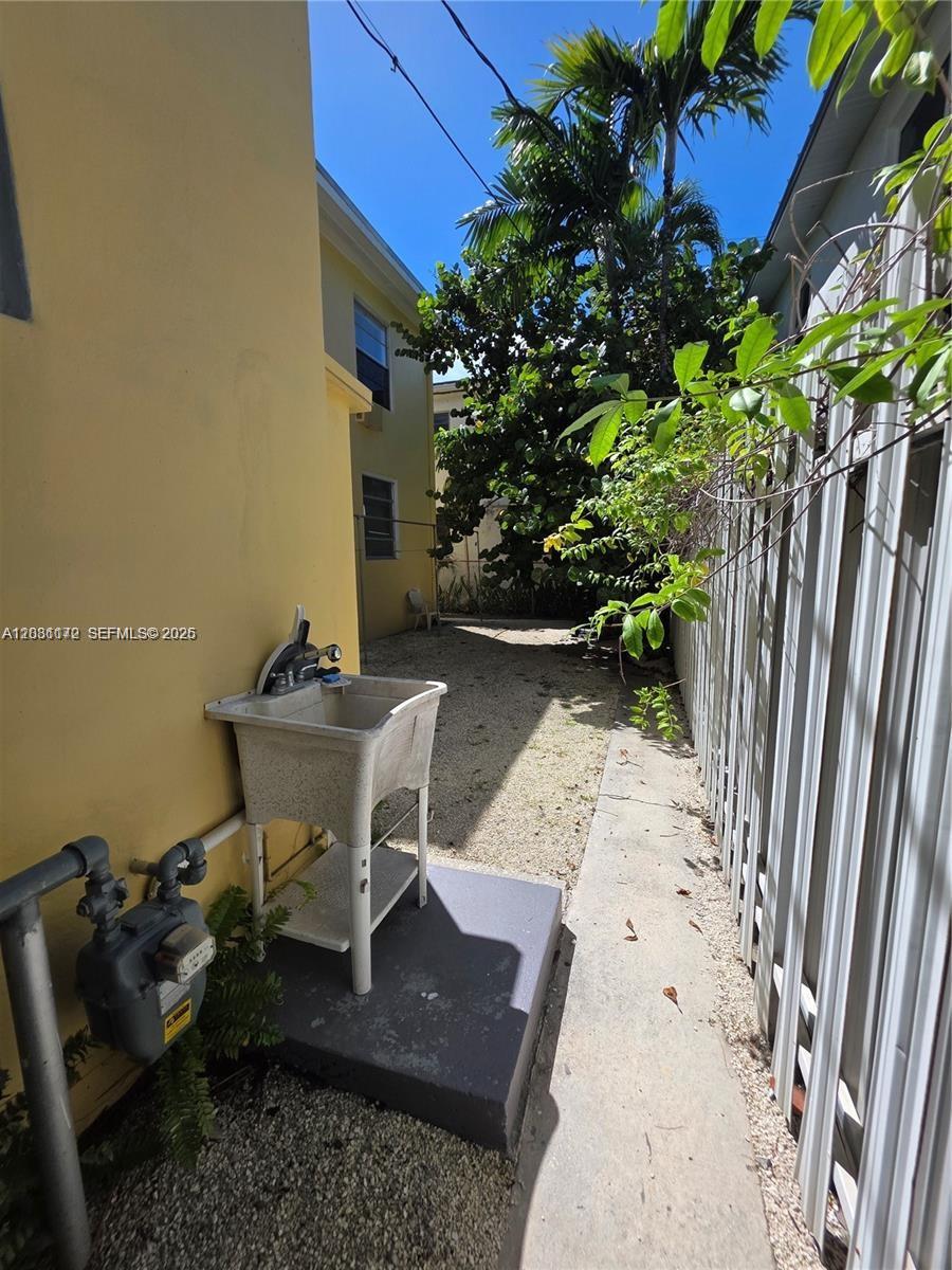 8024 Harding Avenue, Unit 1 Miami Beach, FL 33141 - Photo 40 of 51