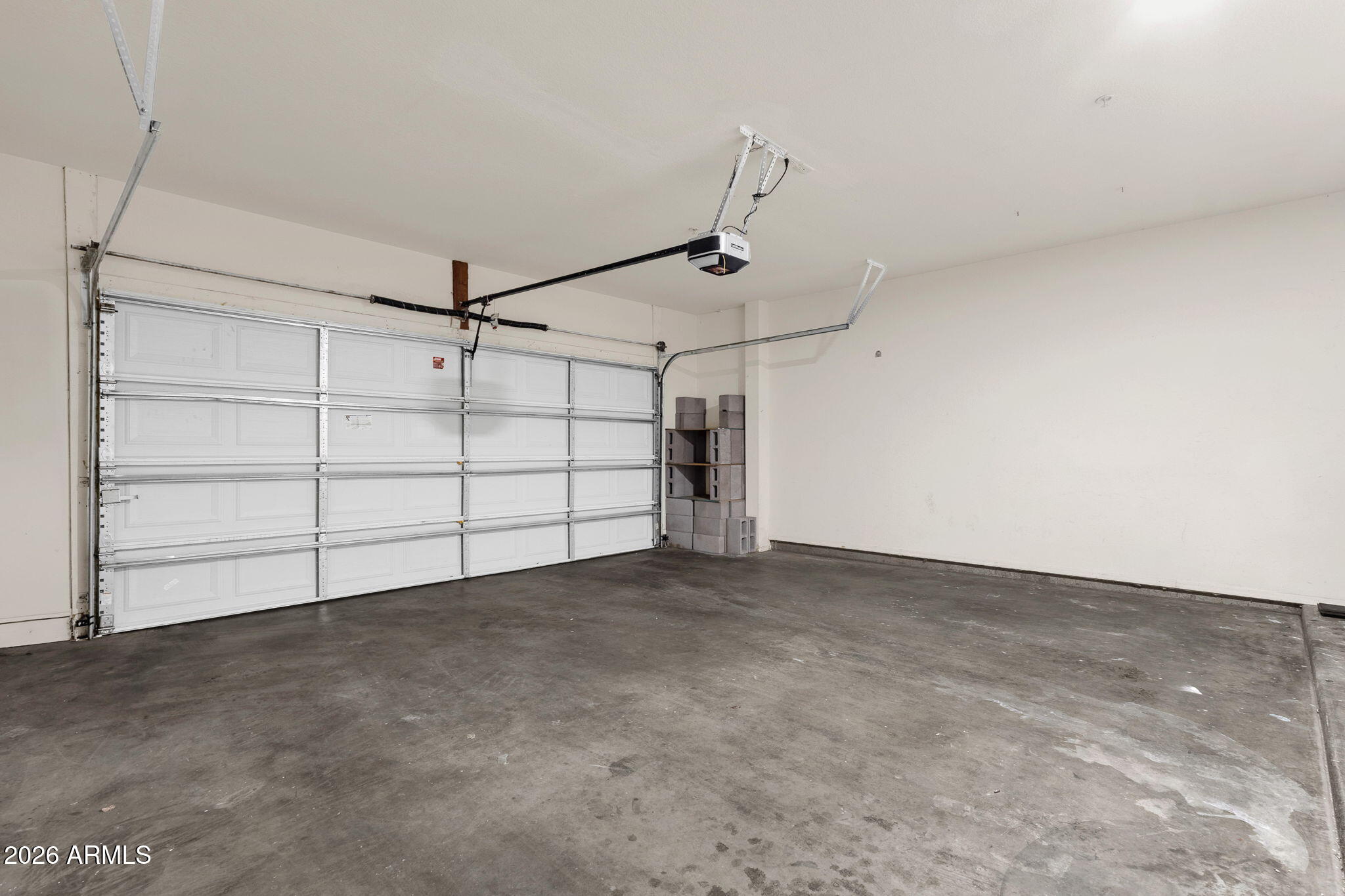 1702 East Bell Road, Unit 177 Phoenix, AZ 85022 - Photo 39 of 46 Garage