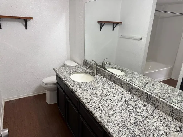 $1,400 | 422 West 4th Street, Kennedale, TX 76060