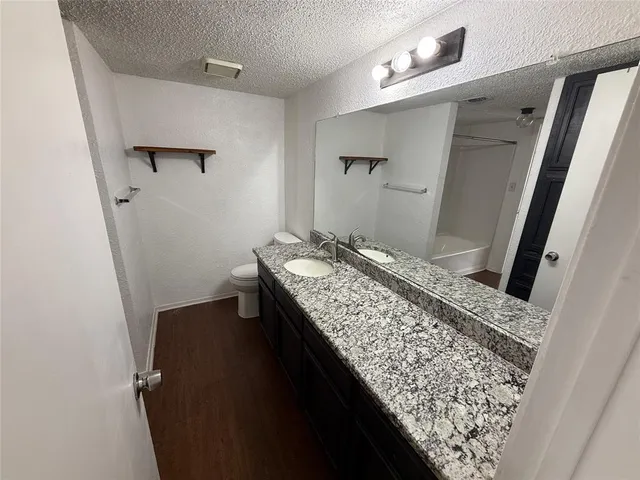 $1,400 | 422 West 4th Street, Kennedale, TX 76060