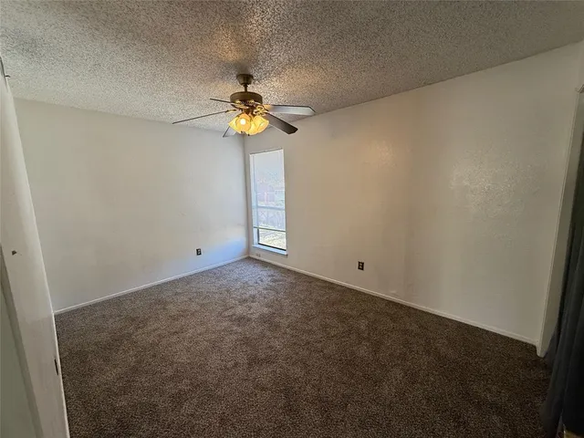 $1,400 | 422 West 4th Street, Kennedale, TX 76060