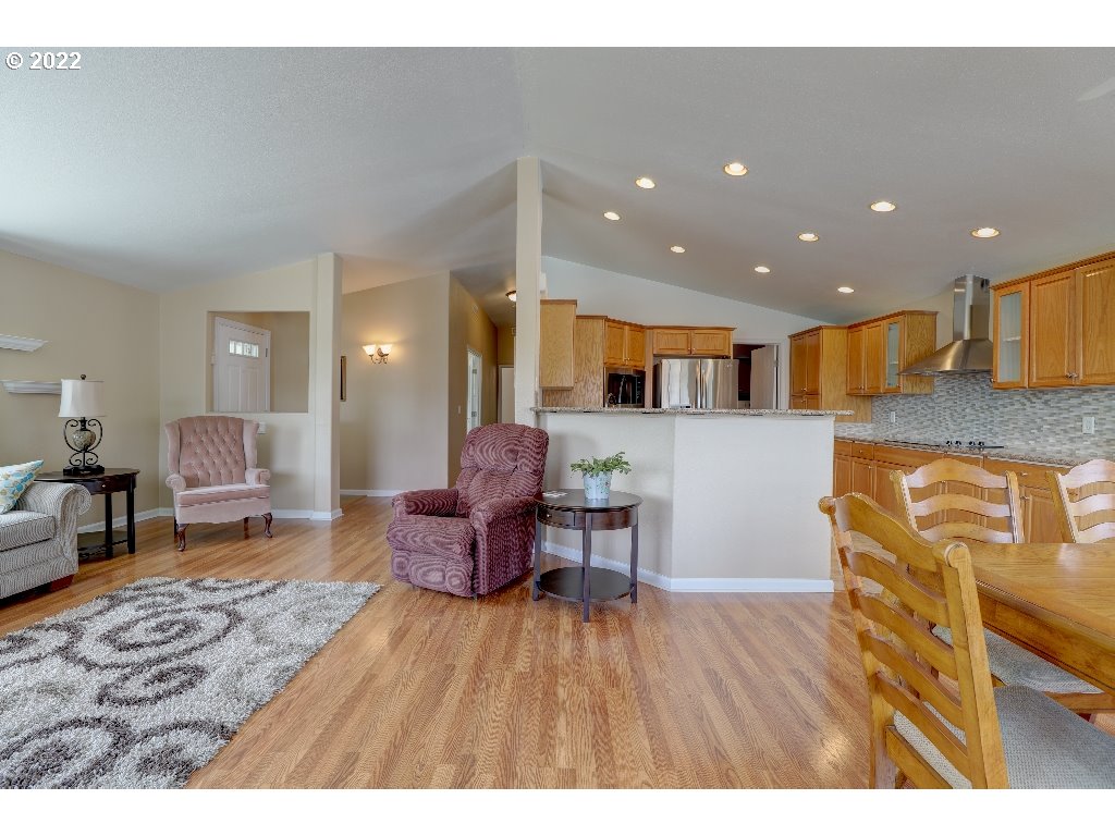 101 2nd Street Moro, OR 97039 - Photo 8 of 32 Gallery Image 8