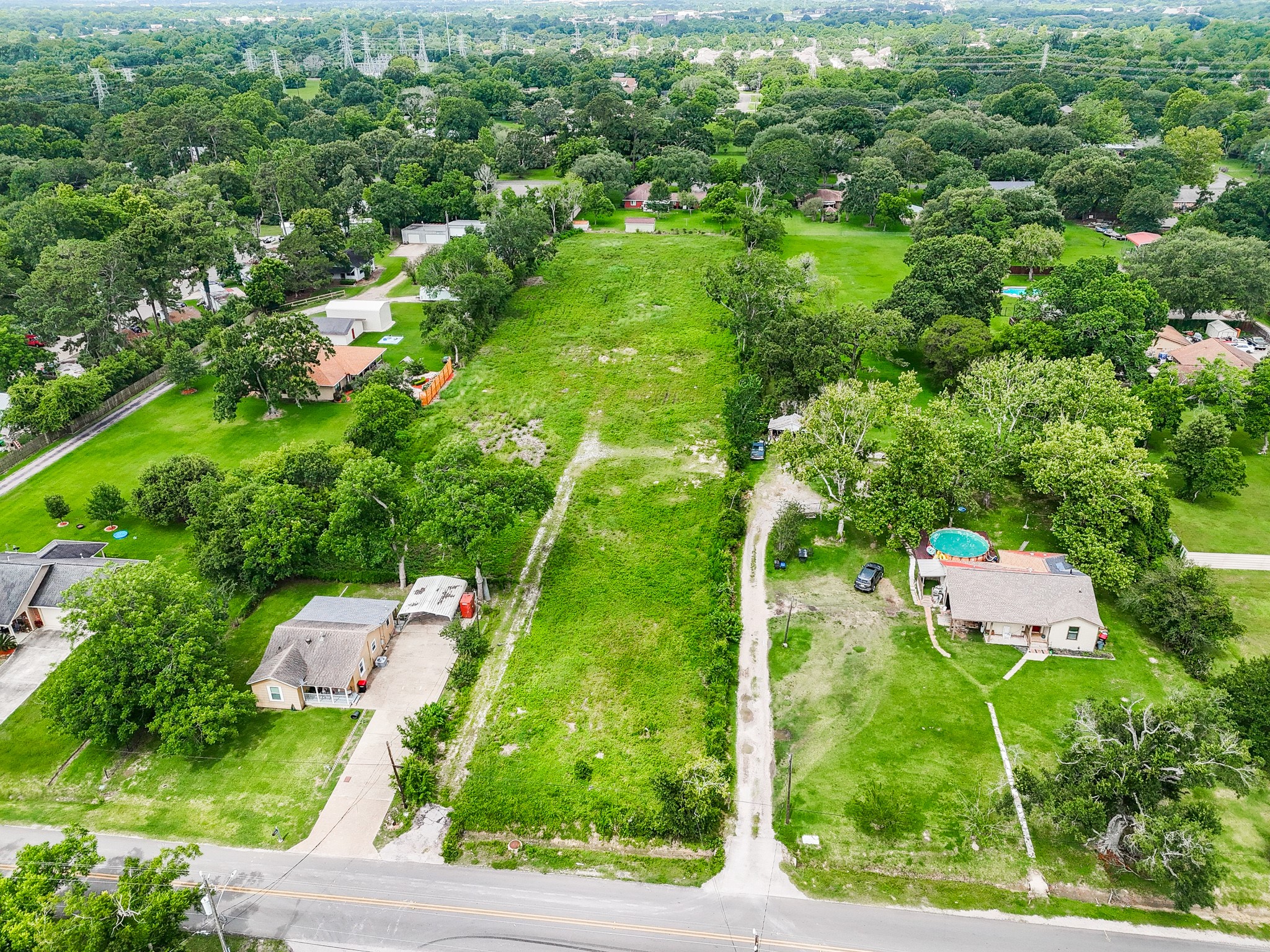 3431 McKinney Road Baytown, TX 77521 - Photo 1 of 10