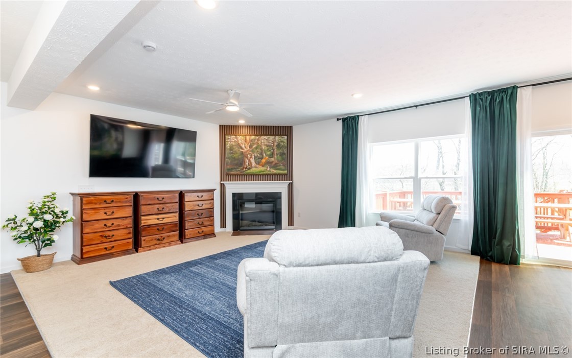 8040 Schrieber Road Floyds Knobs, IN 47119 - Photo 13 of 51