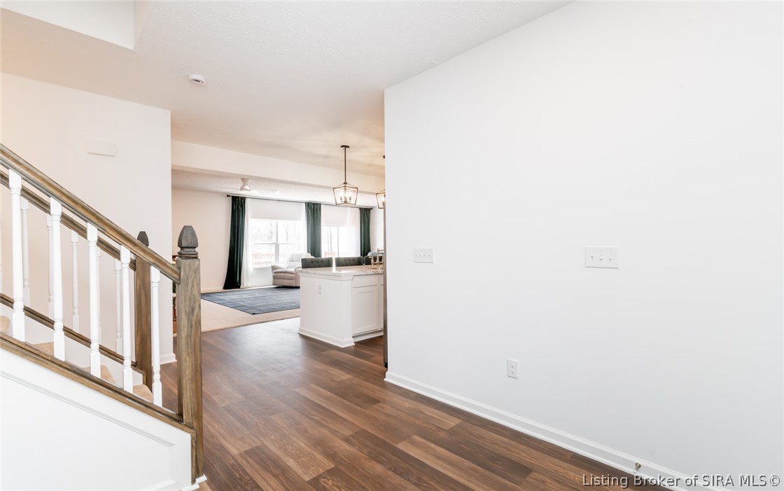 8040 Schrieber Road Floyds Knobs, IN 47119 - Photo 6 of 51