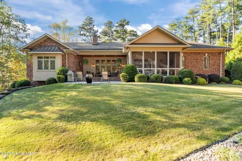$1,588,000 | 11 Whithorn Court, Pinehurst, NC 28374