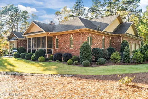 $1,588,000 | 11 Whithorn Court, Pinehurst, NC 28374