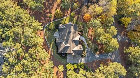 $1,588,000 | 11 Whithorn Court, Pinehurst, NC 28374