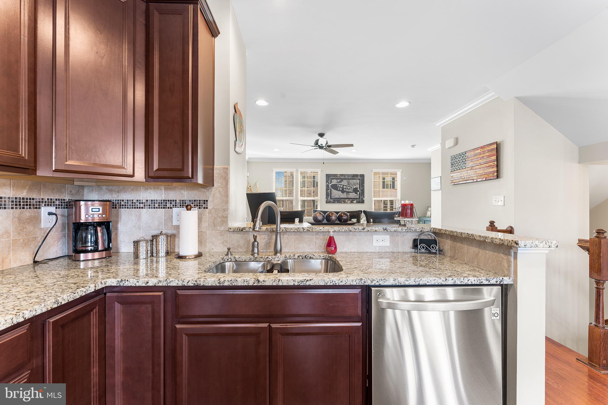 1028 Prime Place Sewell, NJ 08080 - Photo 15 of 35