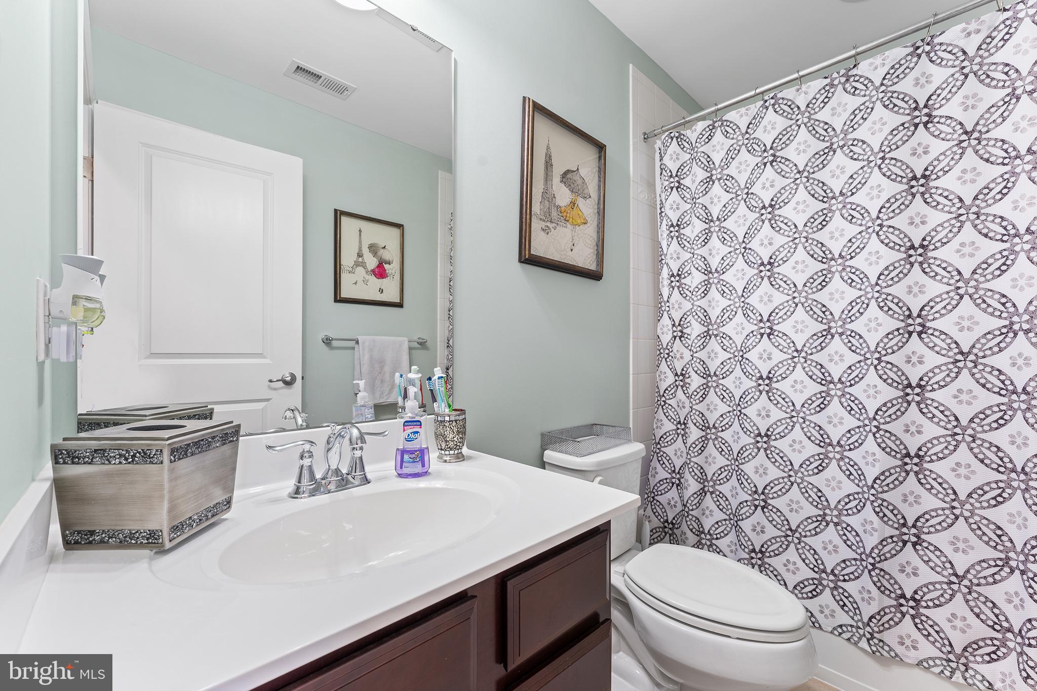 1028 Prime Place Sewell, NJ 08080 - Photo 33 of 35