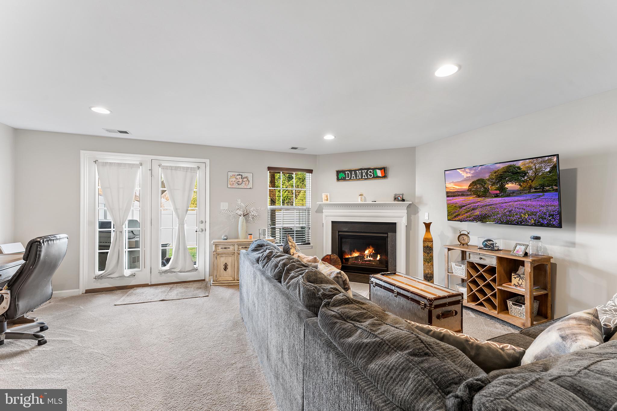 1028 Prime Place Sewell, NJ 08080 - Photo 5 of 35