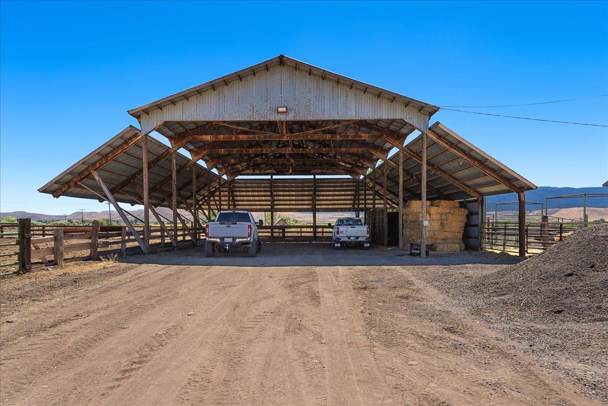708 Center Road Susanville, CA 96130 - Photo 50 of 69 Gallery Image 50