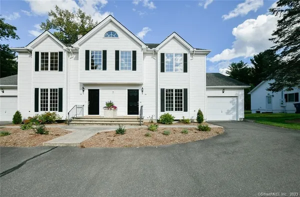 $2,700 | 14 Harold Road, Unit 14, Farmington, CT 06032