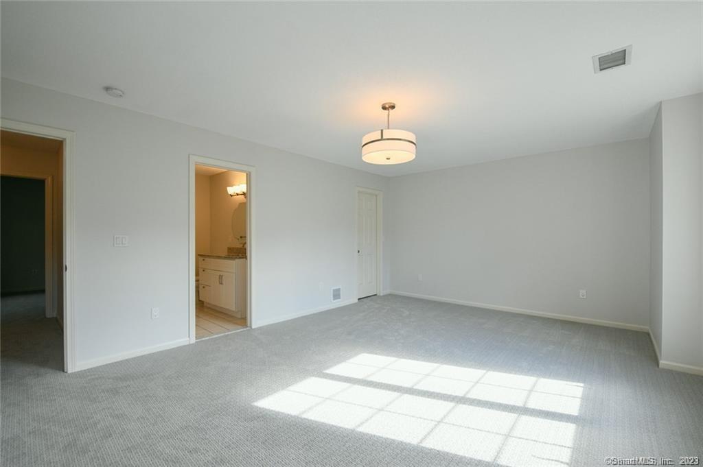 14 Harold Road, Unit 14 Farmington, CT 06032 - Photo 19 of 24