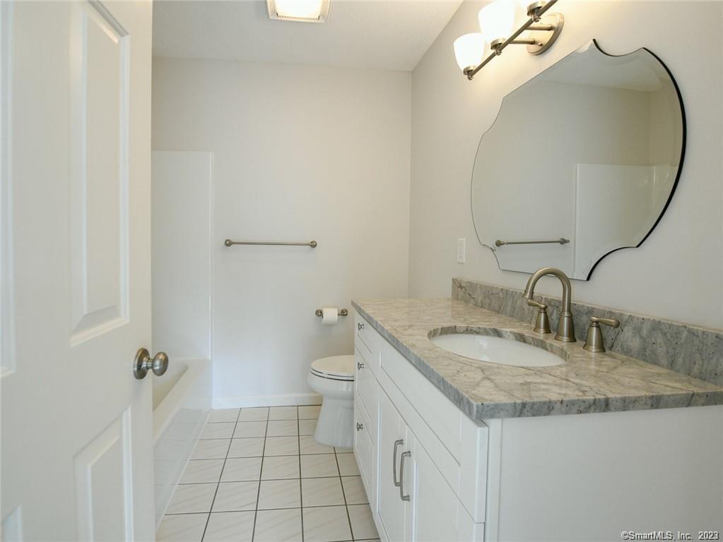 14 Harold Road, Unit 14 Farmington, CT 06032 - Photo 21 of 24