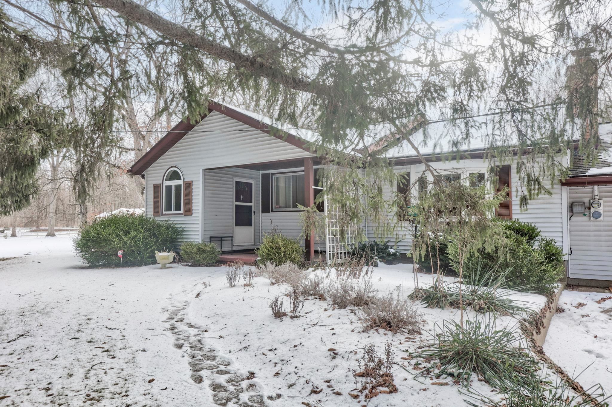 2638 Curtis Road Birch Run, MI 48415 - Photo 4 of 40