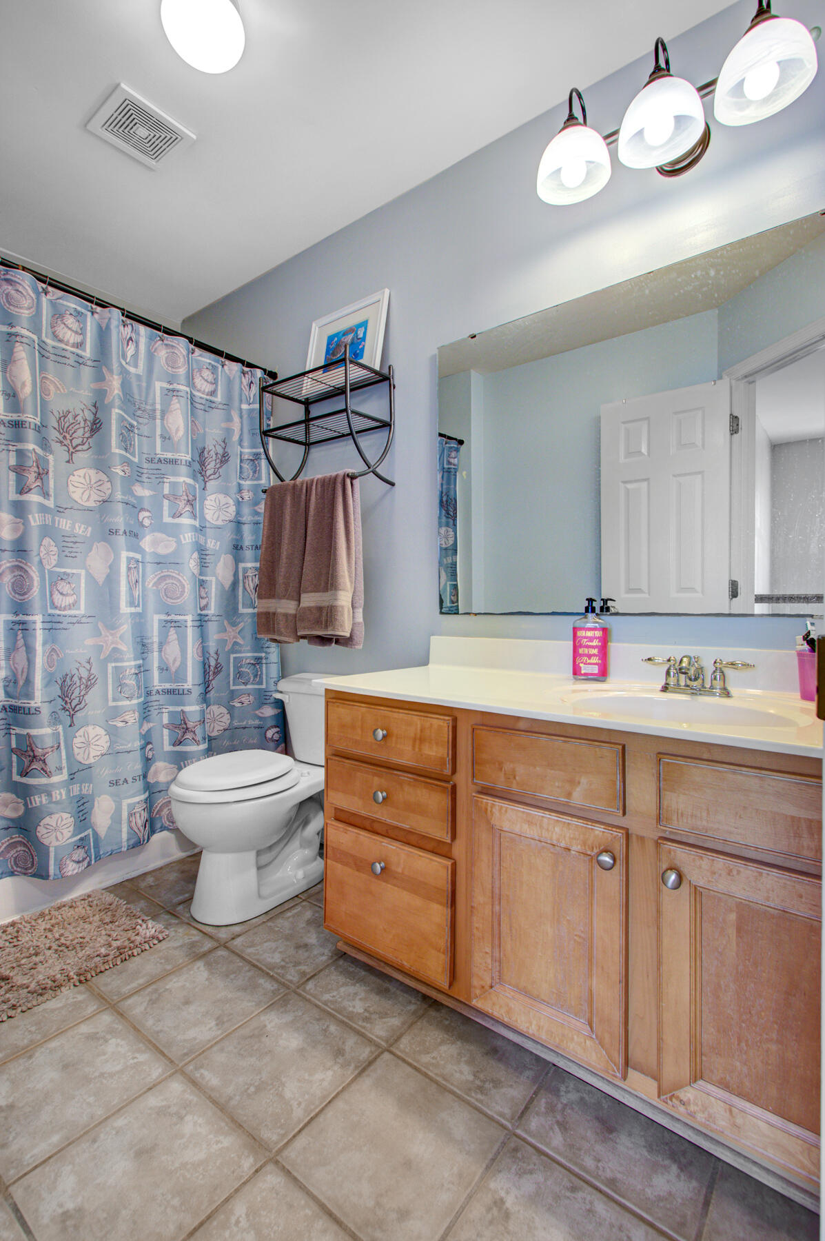 111 Back Tee Circle Summerville, SC 29485 - Photo 32 of 42 111 Back Tee Cir. Summerville SC (32)