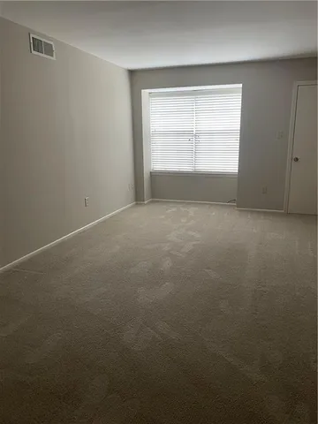 $1,250 | 1044 Lake Avenue, Metairie, LA 70005