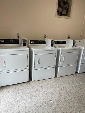 $1,250 | 1044 Lake Avenue, Metairie, LA 70005