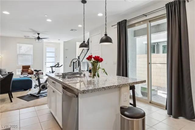 $2,050 | 120 Corretto Corner Avenue, Henderson, NV 89015