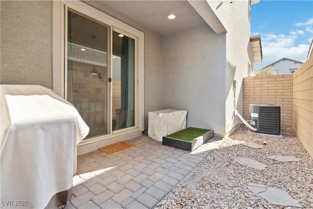 $2,050 | 120 Corretto Corner Avenue, Henderson, NV 89015