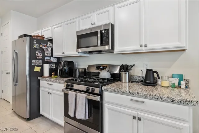 $2,050 | 120 Corretto Corner Avenue, Henderson, NV 89015