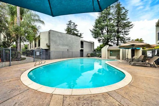 $470,000 | 1045 Peach Avenue, Unit 57, El Cajon, CA 92021