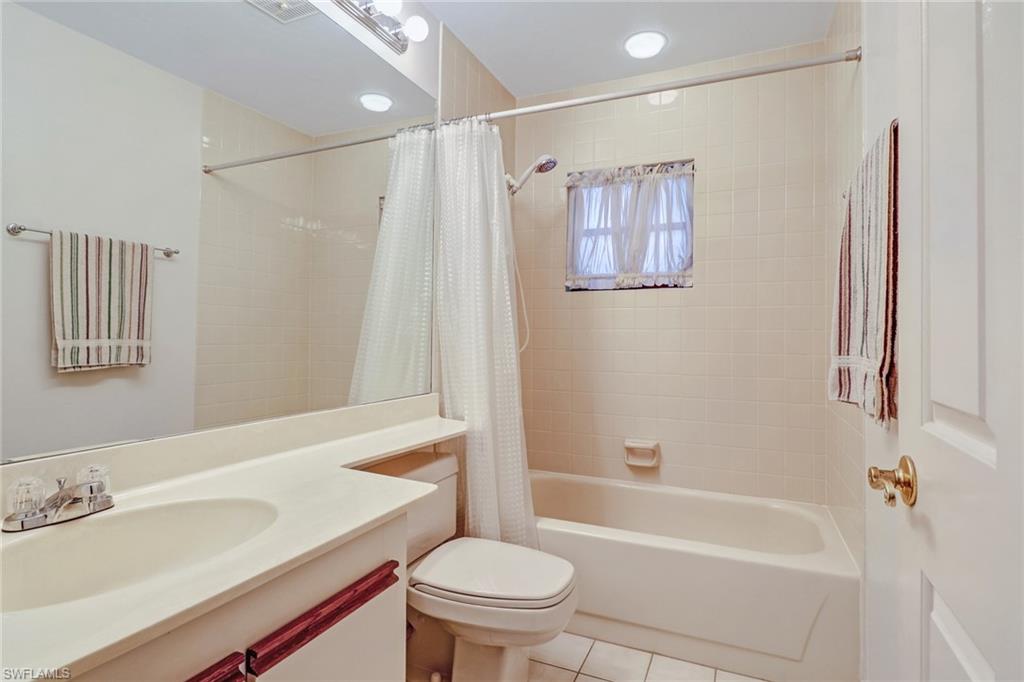 708 Reef Point Circle Naples, FL 34108 - Photo 14 of 28 Gallery Image 14