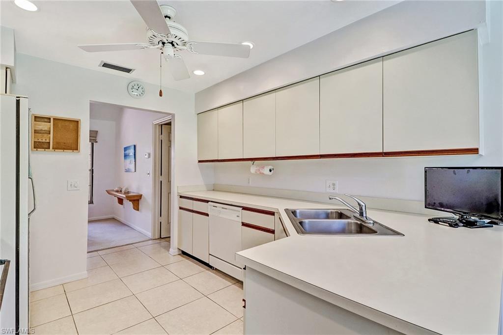 708 Reef Point Circle Naples, FL 34108 - Photo 9 of 28 Gallery Image 9