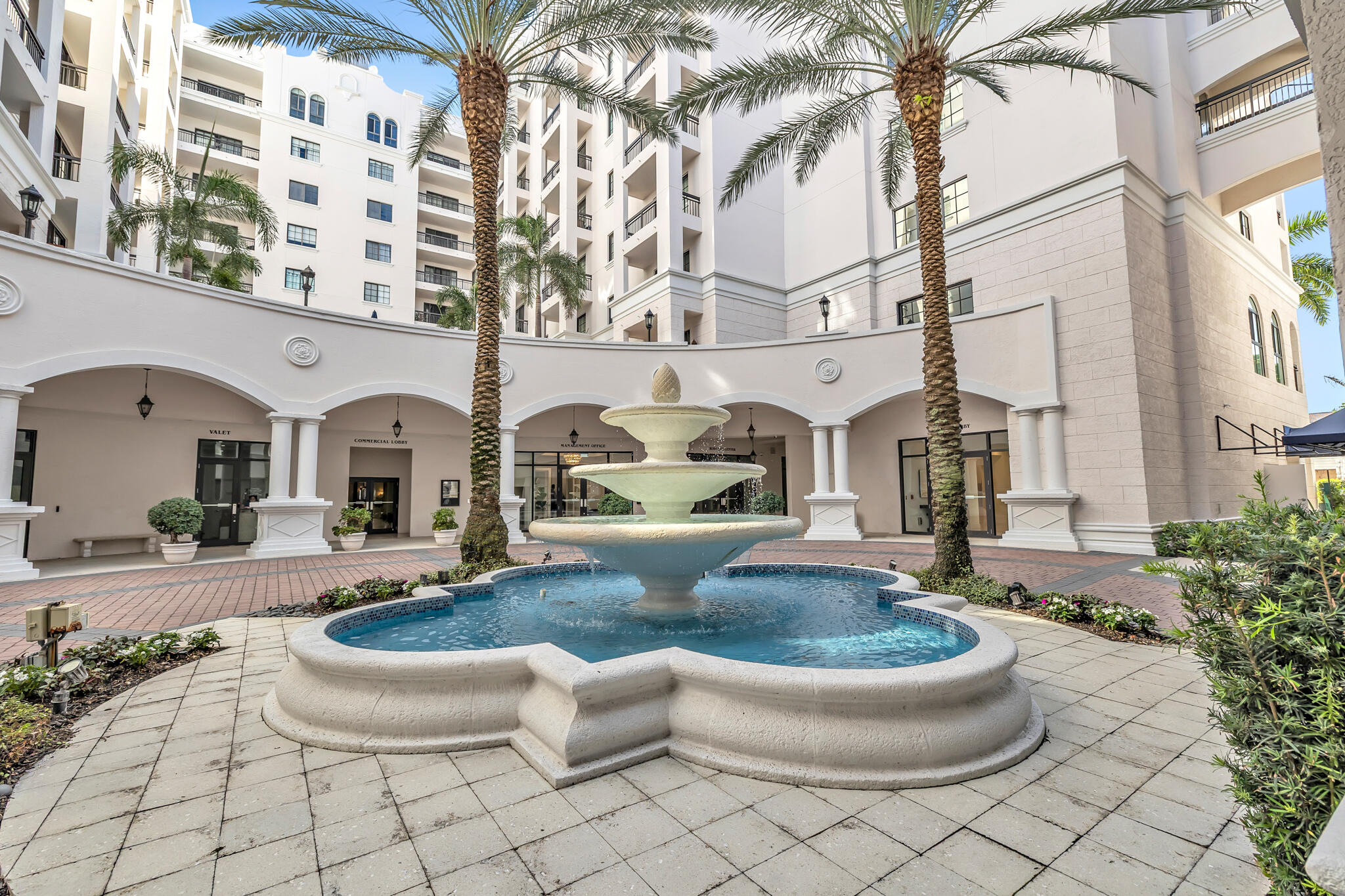 233 South Federal Highway, Unit LPH06 Boca Raton, FL 33432 - Photo 34 of 47 a view of a house with fountain and entertaining space