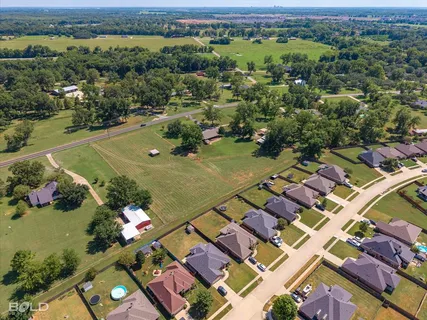 $459,000 | 4938 Swan Lake Road, Bossier City, LA 71111